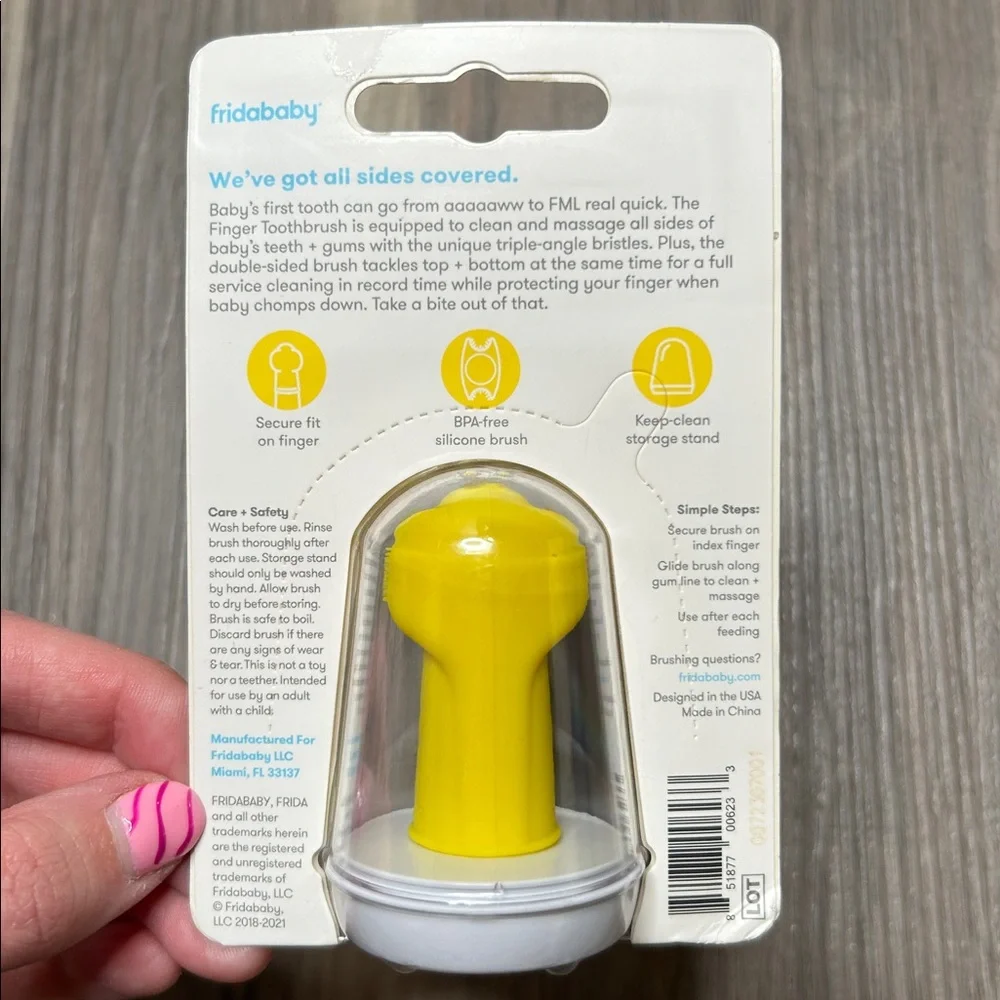 NWT Fridababy Finger Toothbrush